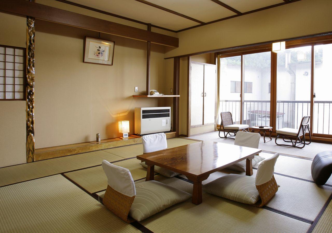 Hishino Onsen Tokiwakan Komoro Eksteriør bilde