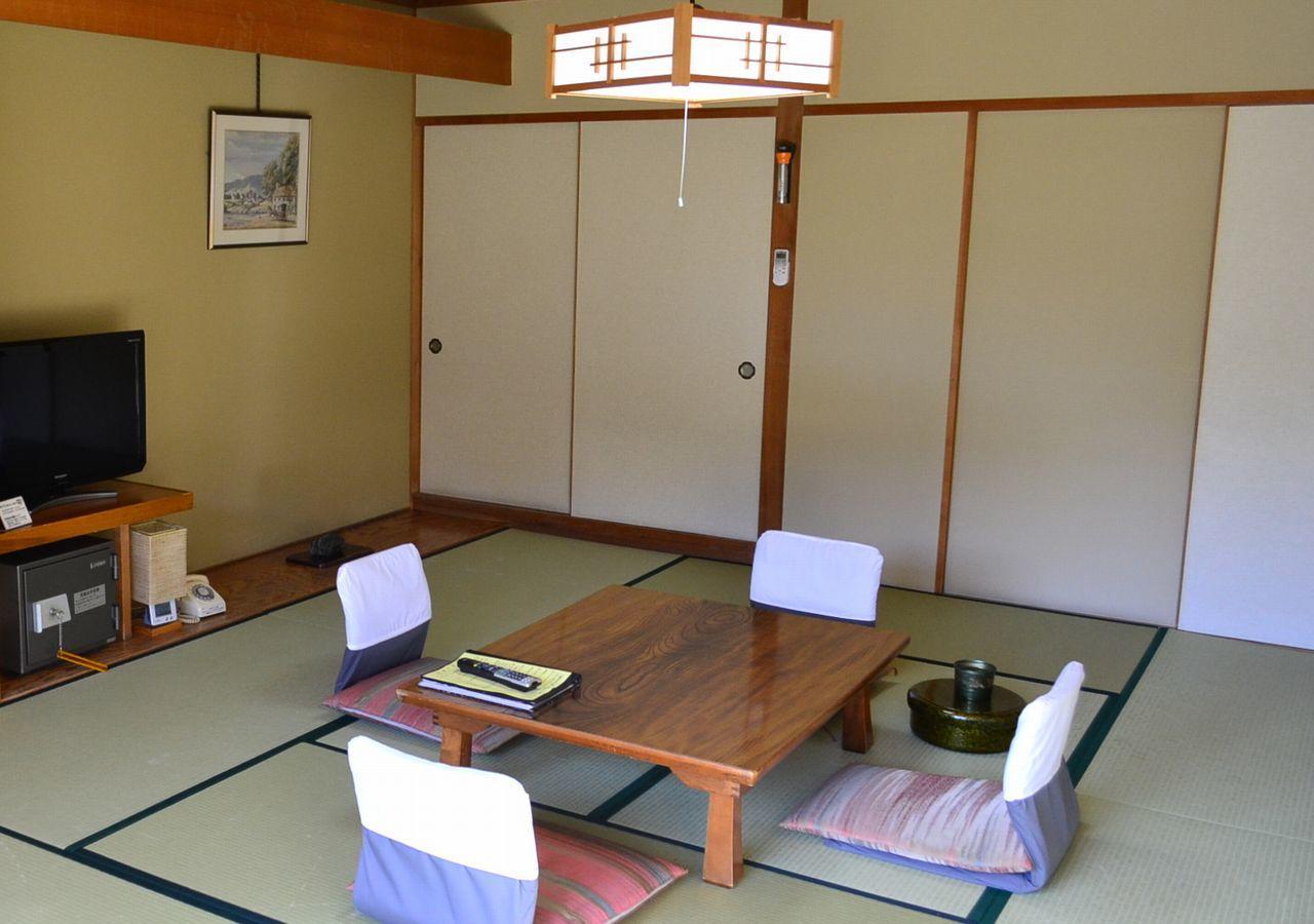 Hishino Onsen Tokiwakan Komoro Eksteriør bilde
